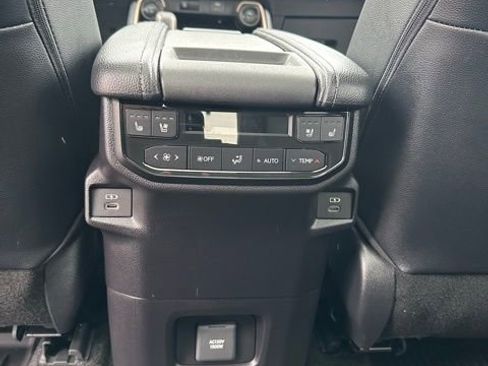 Used 2026 Toyota Grand Highlander AWD Hybrid image 37