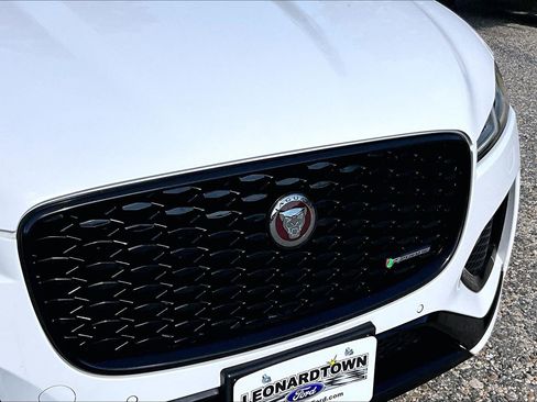 Used 2023 Jaguar F-PACE R-Dynamic S AWD/4WD image 29