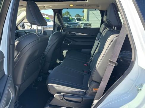 New 2026 INFINITI QX60 Luxe w/ Cargo Package image 13