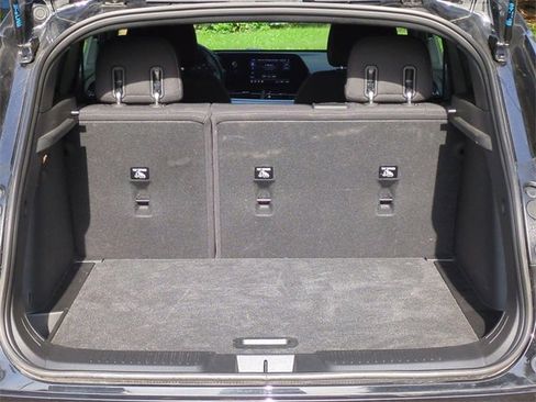 Used 2024 Chevrolet Trax RS w/ Sunroof Package image 24