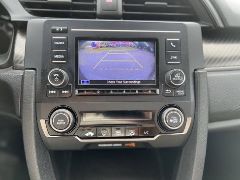 Used 2017 Honda Civic Sport image 13