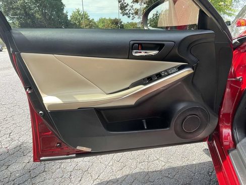 Used 2015 Lexus IS 250 RWD image 17
