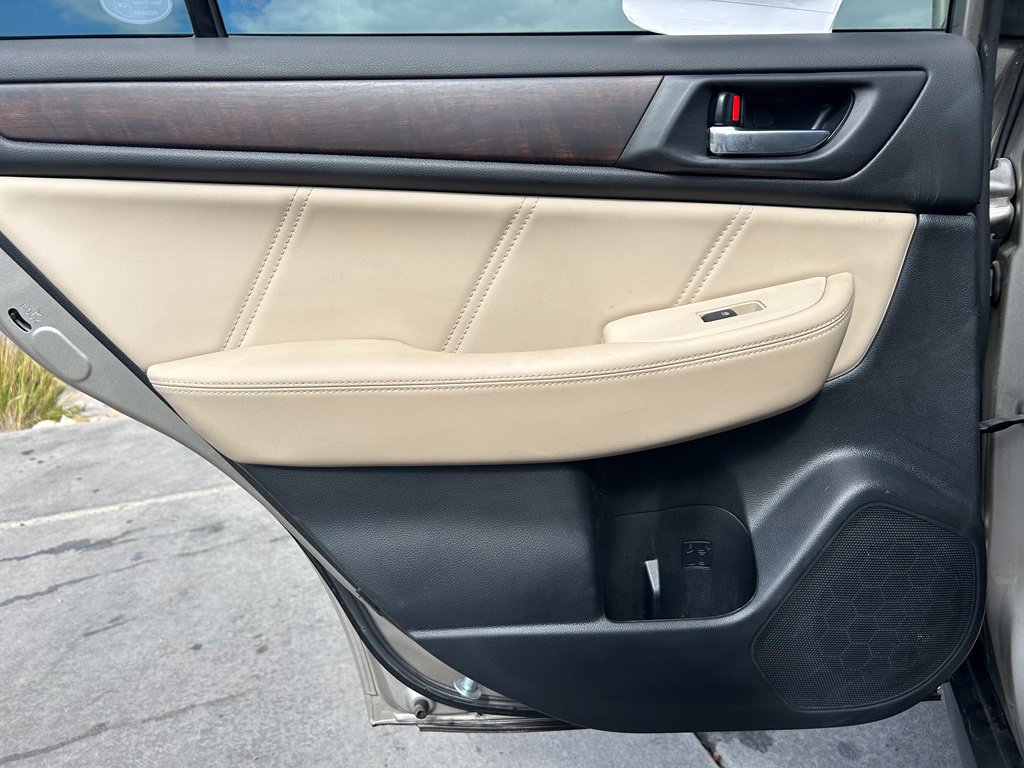 Used 2019 Subaru Outback 3.6R Limited w/ Popular Package #2 AWD/4WD image 25
