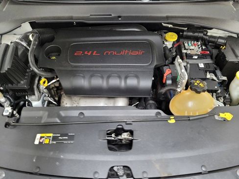 Used 2019 Jeep Compass Latitude AWD/4WD image 30