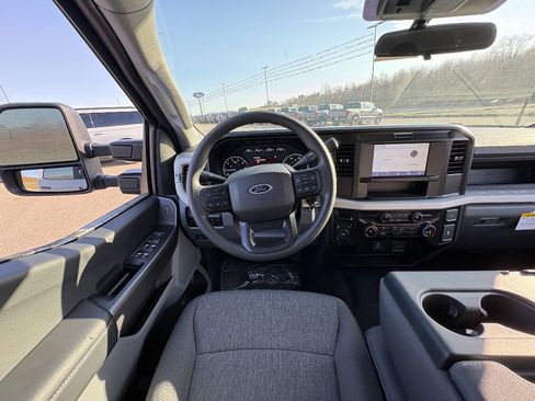 New 2026 Ford F250 XL w/ STX Appearance Package AWD/4WD image 23