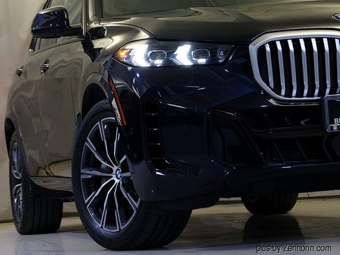 Certified 2024 BMW X5 xDrive40i w/ M Sport Package AWD/4WD image 4