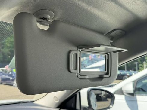 Used 2020 Nissan Sentra SV FWD image 11