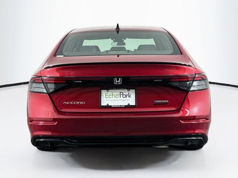 Used 2024 Honda Accord Sport image 7