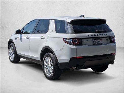 Used 2019 Land Rover Discovery Sport SE AWD/4WD image 8