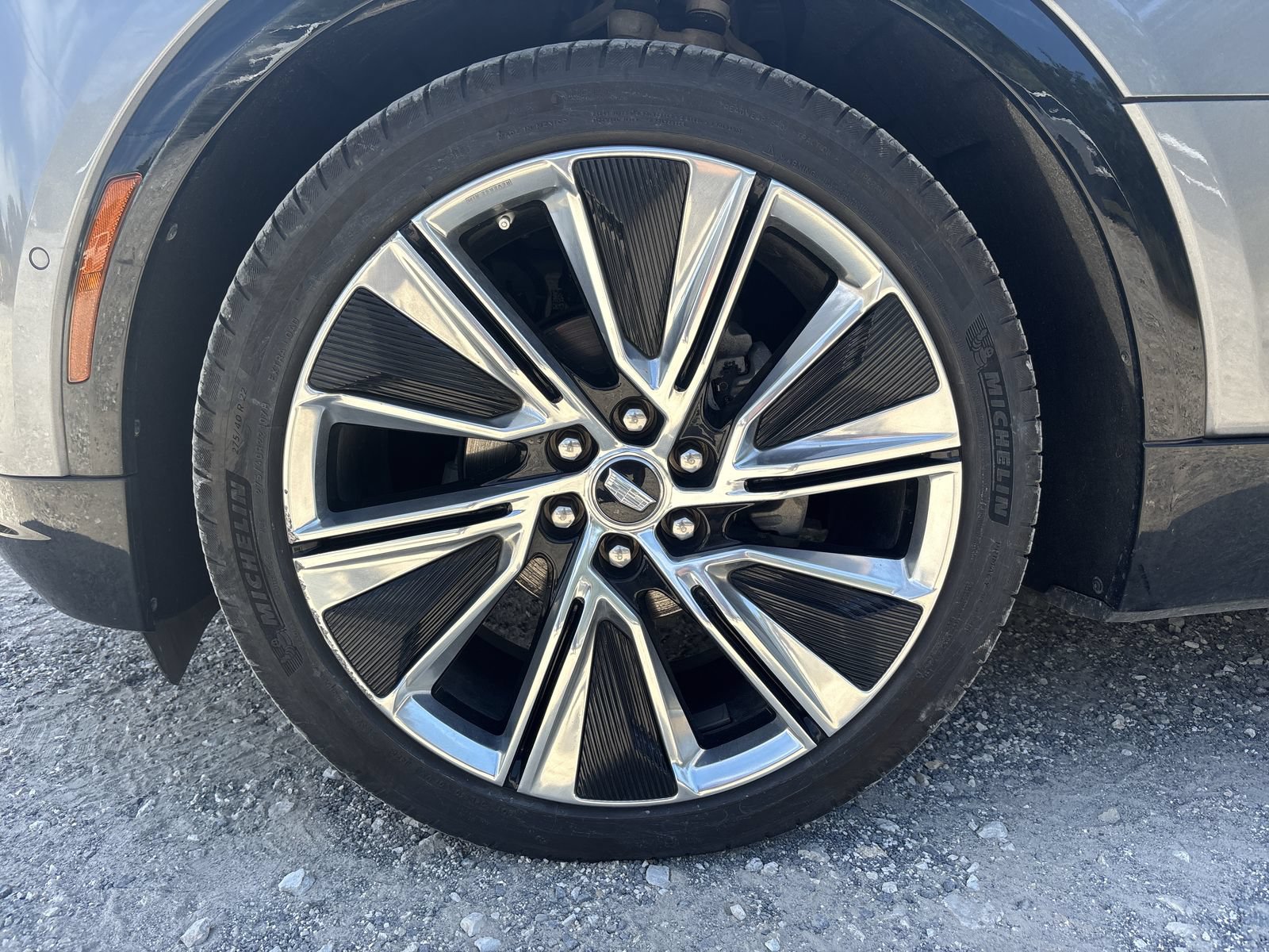 Used 2023 Cadillac Lyriq 2WD image 13