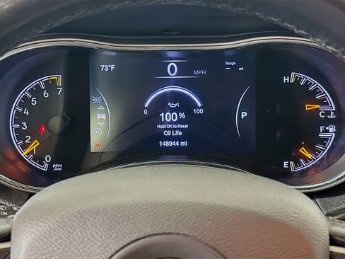 Used 2020 Jeep Grand Cherokee Laredo w/ Security & Convenience Group AWD/4WD image 19