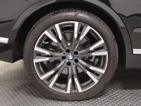 Used 2024 BMW X7 xDrive40i AWD/4WD image 7