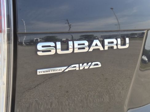 Used 2010 Subaru Forester 2.5X Limited AWD/4WD image 7
