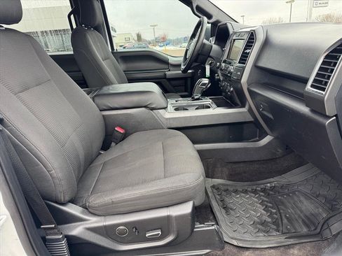Used 2016 Ford F150 XLT w/ Equipment Group 302A Luxury image 6