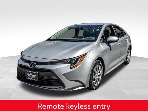 Used 2024 Toyota Corolla LE FWD image 13