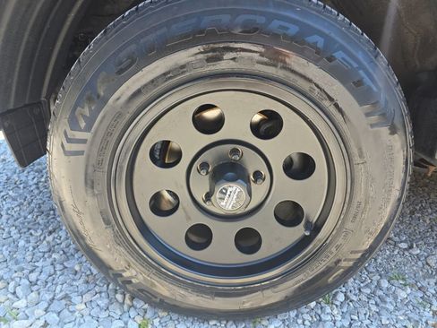 Used 2012 Toyota Tacoma 2WD Regular Cab image 10