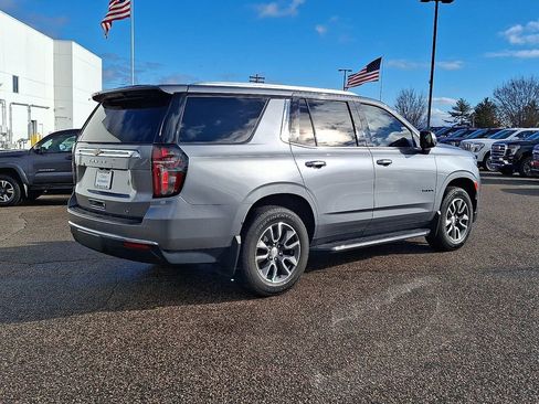 Used 2022 Chevrolet Tahoe LT w/ LT Signature Package image 9