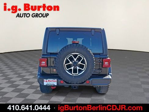 Used 2024 Jeep Wrangler Unlimited Rubicon image 5