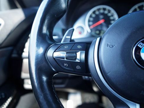 Used 2016 BMW M6 image 24