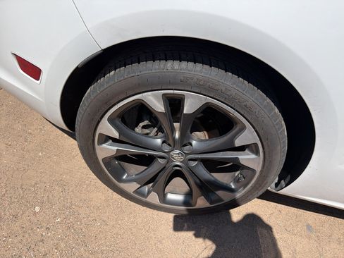 Used 2018 Buick Cascada Premium FWD image 3
