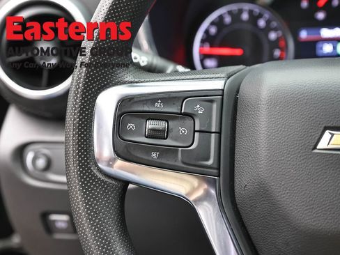 Used 2025 Chevrolet Blazer LT FWD image 15