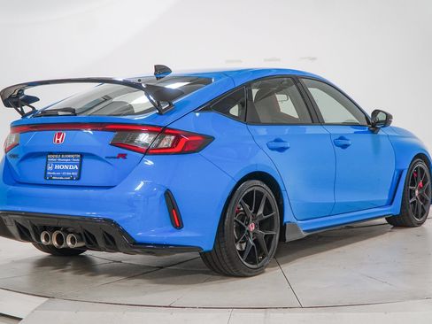 Used 2025 Honda Civic Type R image 12