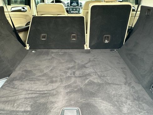 Used 2019 Mercedes-Benz GLE 400 4MATIC image 15