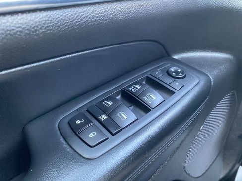 Used 2020 Jeep Grand Cherokee Limited w/ Premium Lighting Group image 22