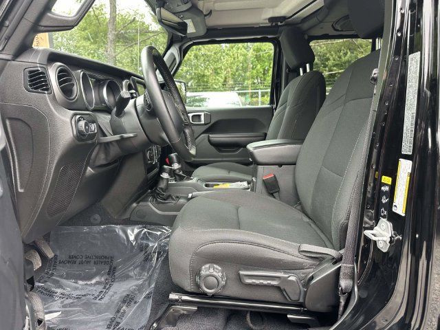 Used 2021 Jeep Wrangler Unlimited Sport AWD/4WD image 16