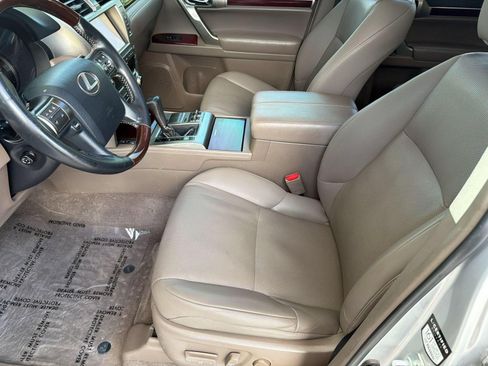 Used 2019 Lexus GX 460 Premium AWD/4WD image 5