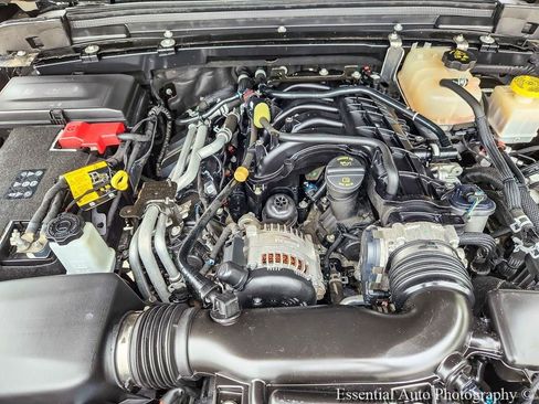 Used 2021 Jeep Gladiator Mojave AWD/4WD image 25