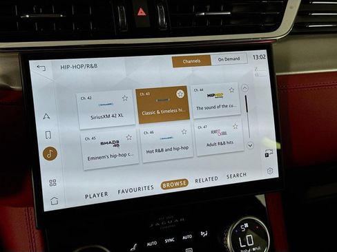 New 2026 Jaguar F-PACE R-Dynamic S image 15