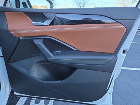 New 2026 Volkswagen Tiguan SEL R-Line image 27