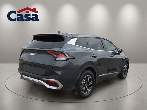 Used 2025 Kia Sportage LX FWD image 5