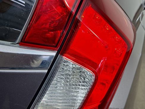 Used 2015 Honda Fit EX image 31