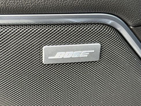 Used 2022 GMC Sierra 1500 SLT w/ SLT Premium Package image 17