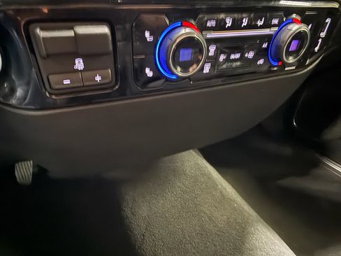 Certified 2022 Chevrolet Silverado 1500 LT image 39