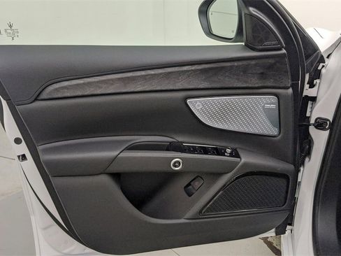 Used 2024 Maserati Grecale GT image 72