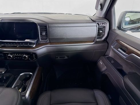 Used 2023 GMC Sierra 1500 Elevation w/ Elevation Premium Package AWD/4WD image 22