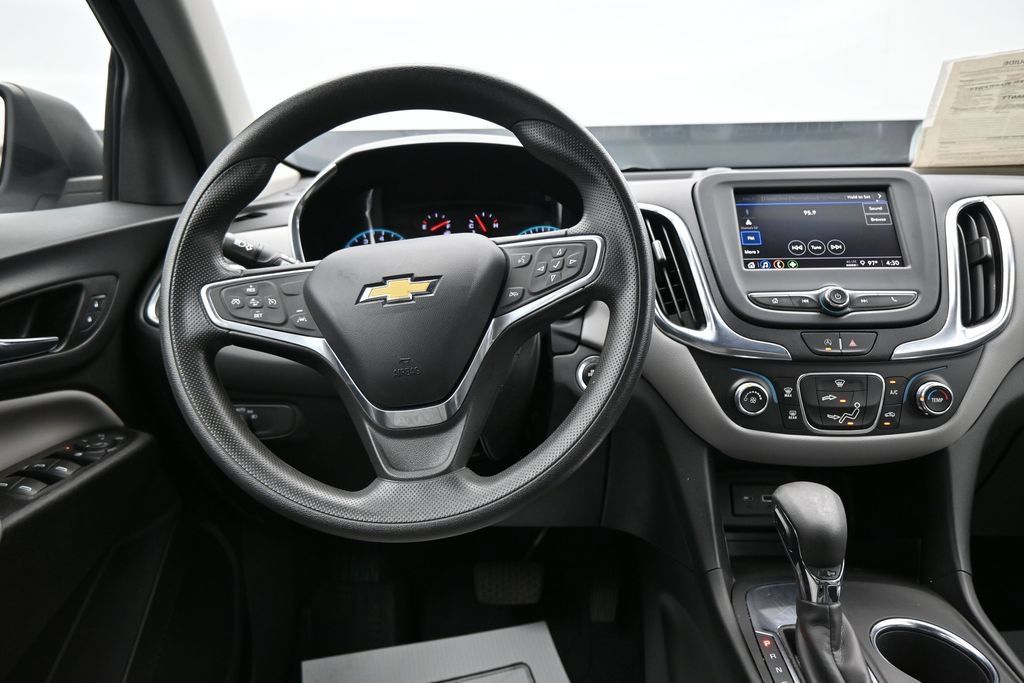 Used 2022 Chevrolet Equinox LS w/ LPO, Floor Liner Package FWD image 14