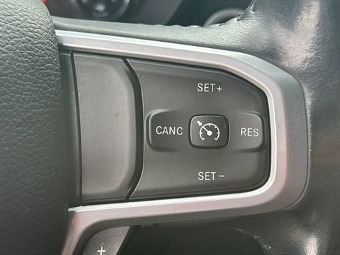 Used 2021 RAM 1500 Big Horn RWD image 35