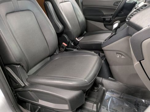 Used 2021 Ford Transit Connect XL image 28