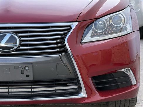 Used 2017 Lexus LS 460 L image 8