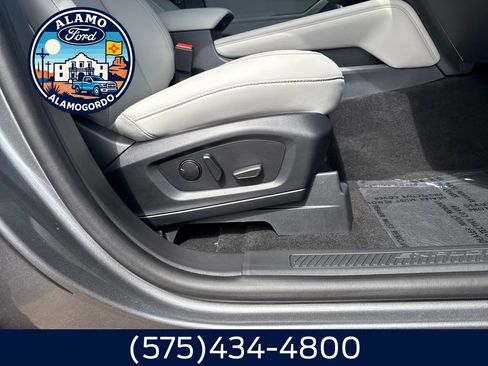 New 2025 Ford Explorer Active w/ Active Comfort Package RWD image 19