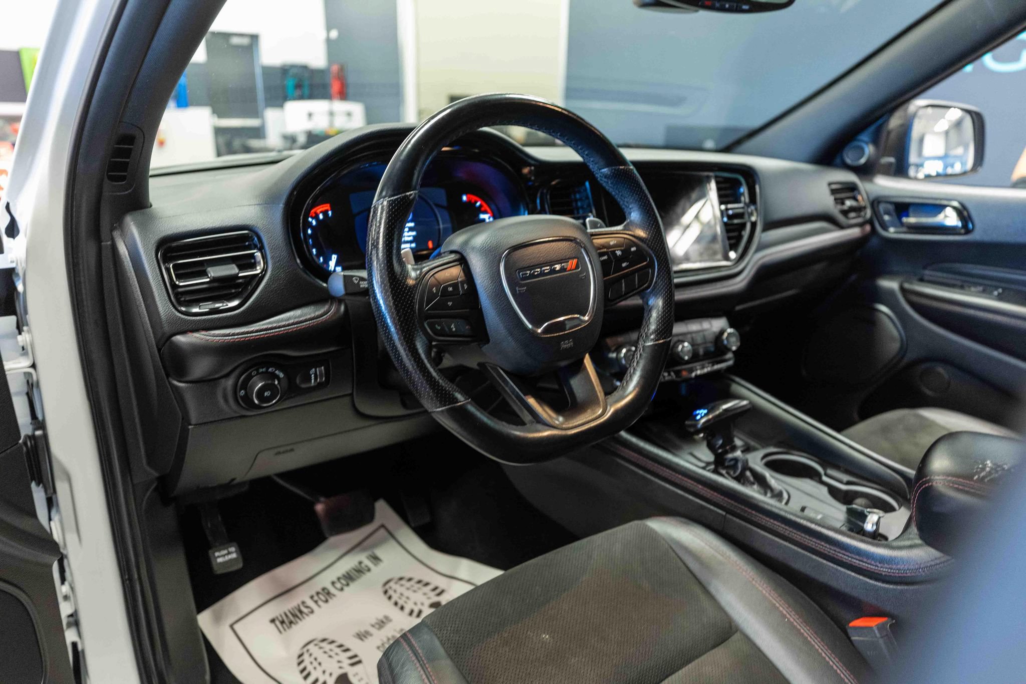 Used 2021 Dodge Durango R/T w/ Blacktop Package AWD/4WD image 10