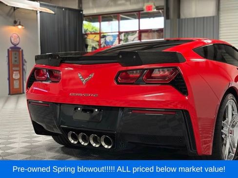 Used 2019 Chevrolet Corvette Stingray Coupe w/ 1LT RWD image 34