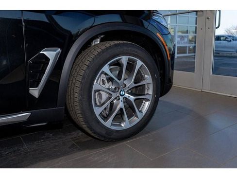 New 2026 BMW X5 xDrive50e AWD/4WD image 46