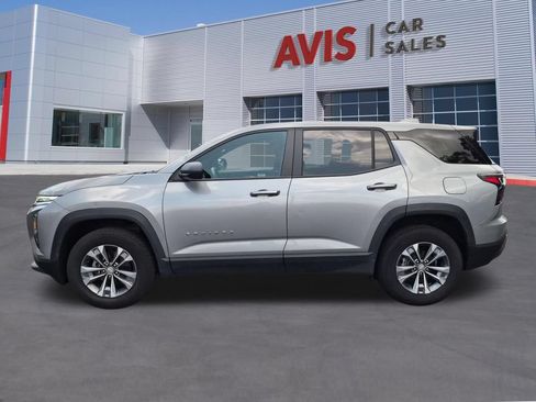 Used 2025 Chevrolet Equinox LT AWD/4WD image 10