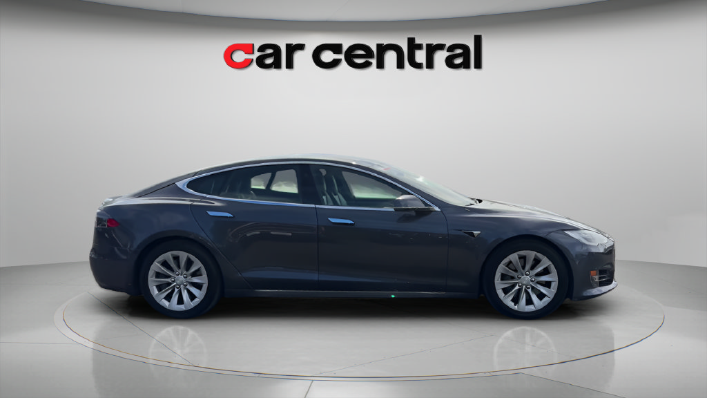Used 2017 Tesla Model S 100D AWD/4WD image 6