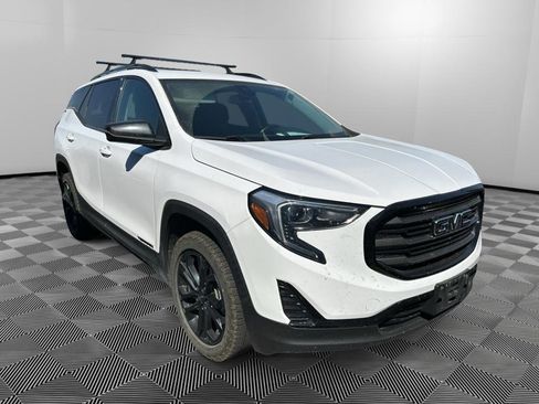 Used 2020 GMC Terrain SLE w/ Driver Convenience Package AWD/4WD image 2